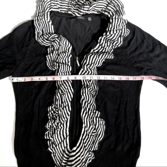 🎉HP  Zip up Sweater w/Ruffle detail Black szPXL - Picture 7 of 8